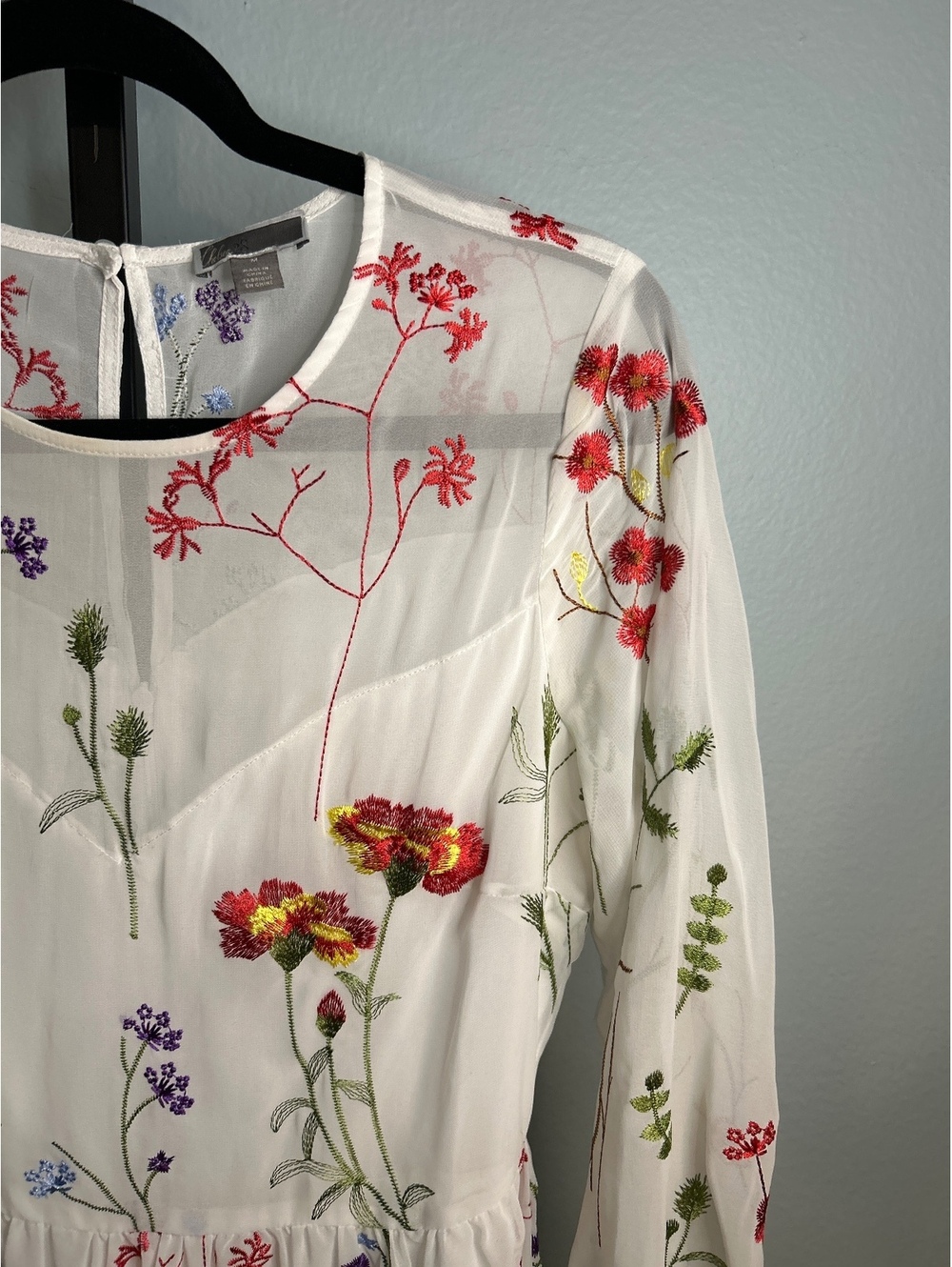 Chelsea28 White Floral Embroidered Midi Dress Size M